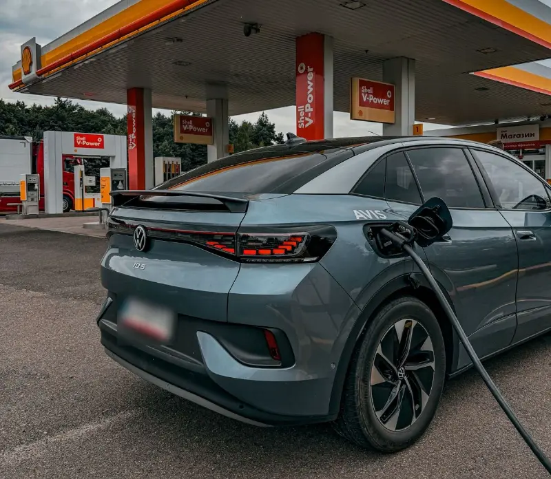 Environmentally friendly car leasing - profitable and modern